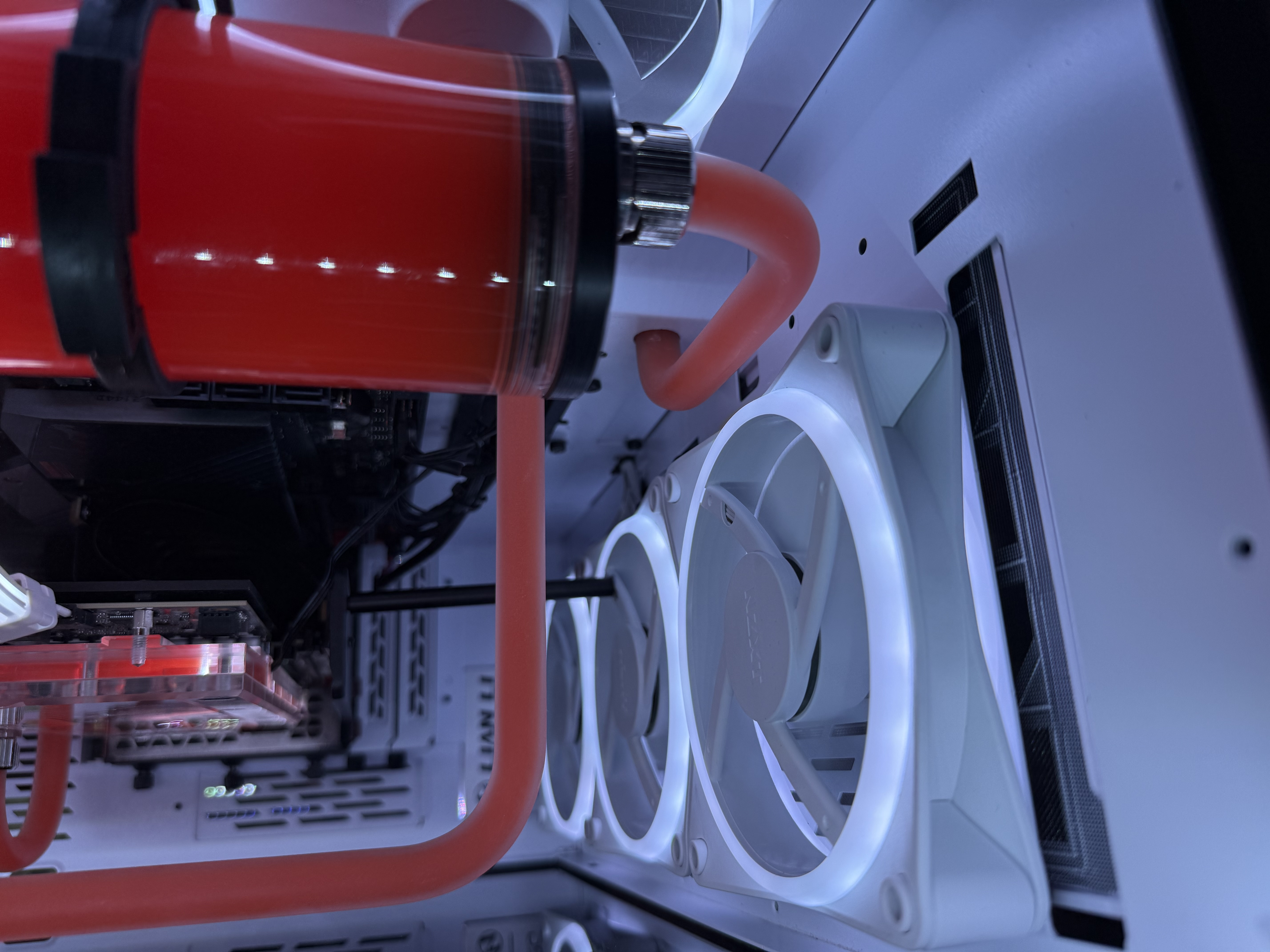 Белая O11 — коралловая hardline-петля и RTX 3080 Ti — фото 10