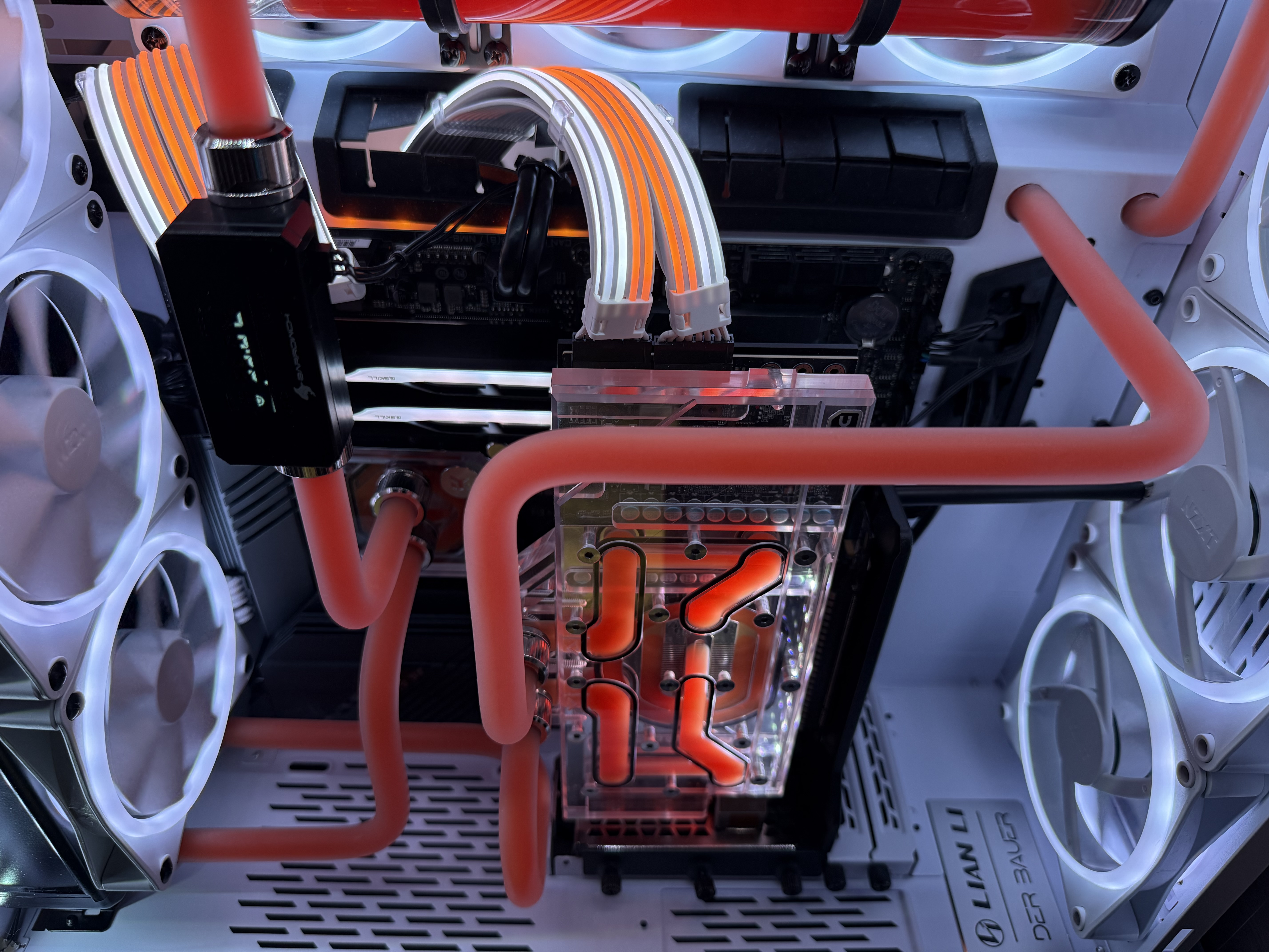 Белая O11 — коралловая hardline-петля и RTX 3080 Ti — фото 7